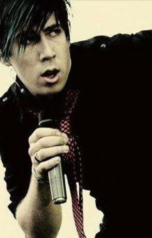 Feel the music (josh Ramsay fanfic) by TrenchTrashyMemes