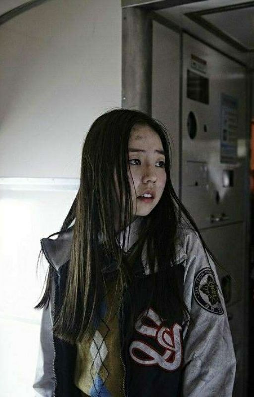 Train to busan- Jin Hee door shootingstarangel2