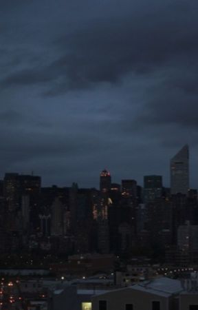 Идеология насилия autorstwa Aloneinthemist