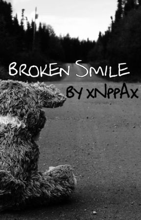 Broken smile by xNppAx
