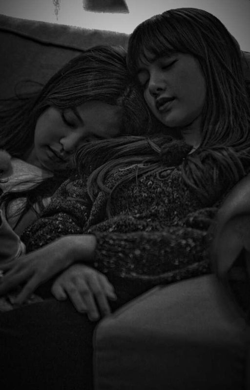 Catching The Zzzs { Jenlisa } ✓ от lilininime