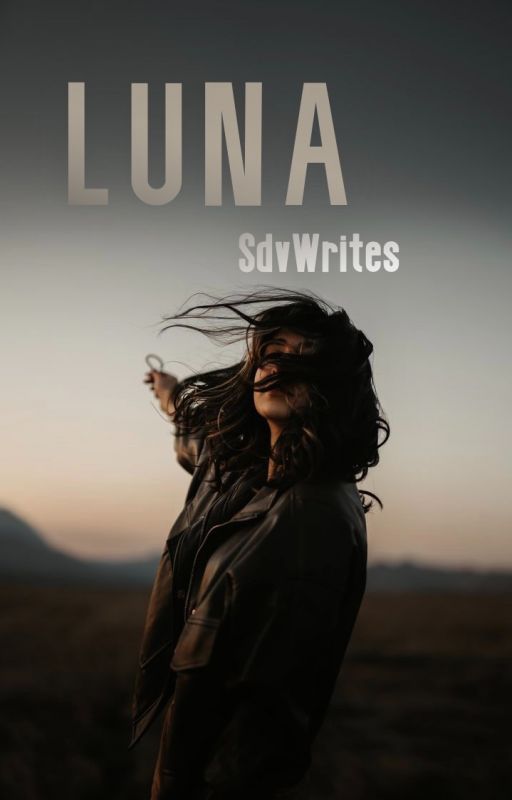 Luna bởi sdvwrites