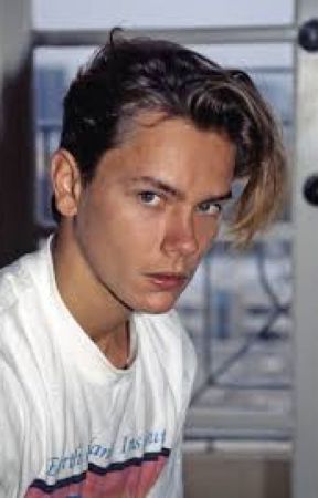 STAND BY ME: 𝒸𝒽𝓇𝒾𝓈 𝒸𝒽𝒶𝓂𝒷𝑒𝓇𝓈
autorstwa yle2004dic