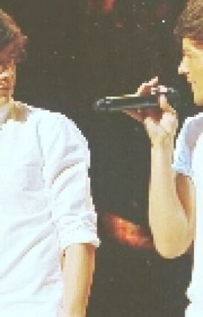 Kiss me you fool oleh larrycutelou