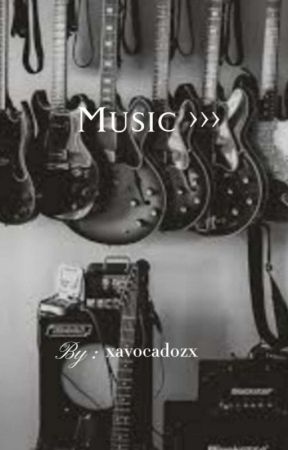 Music>>>>, de xavocadozx