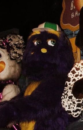 Chuck E Cheese by saleenflo13