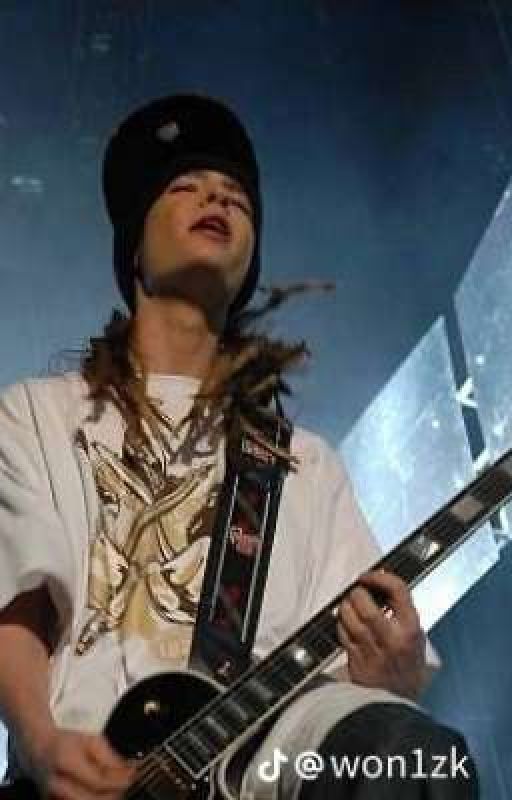 Enemies to lovers (Tom kaulitz) bởi ehhehllhshsjha