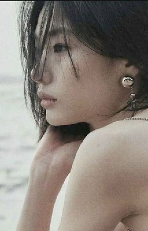 the maldives - kang sae-byeok x fem oc by 1800hotnfunnnn
