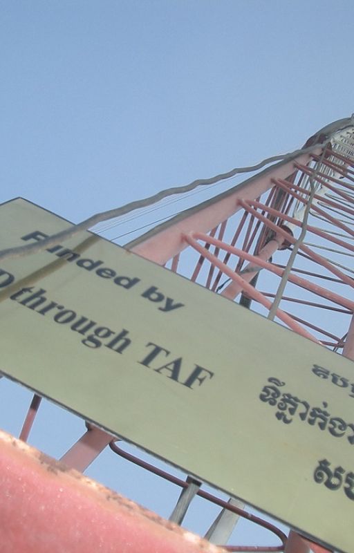 Don't play that song for me : 2004 : unusual FM radio formats, Phnom Penh by grantgoddard