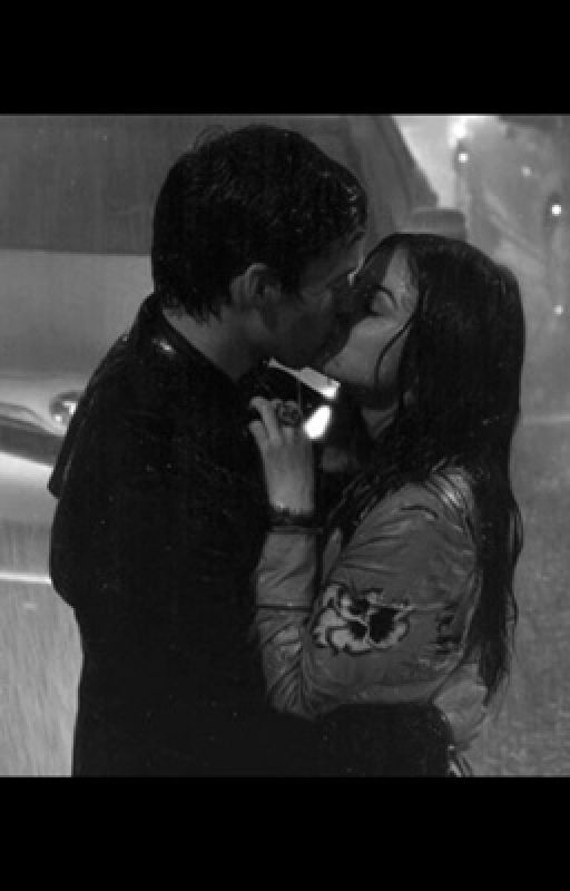 My secret miracle/ Ezria by Lol_lila99